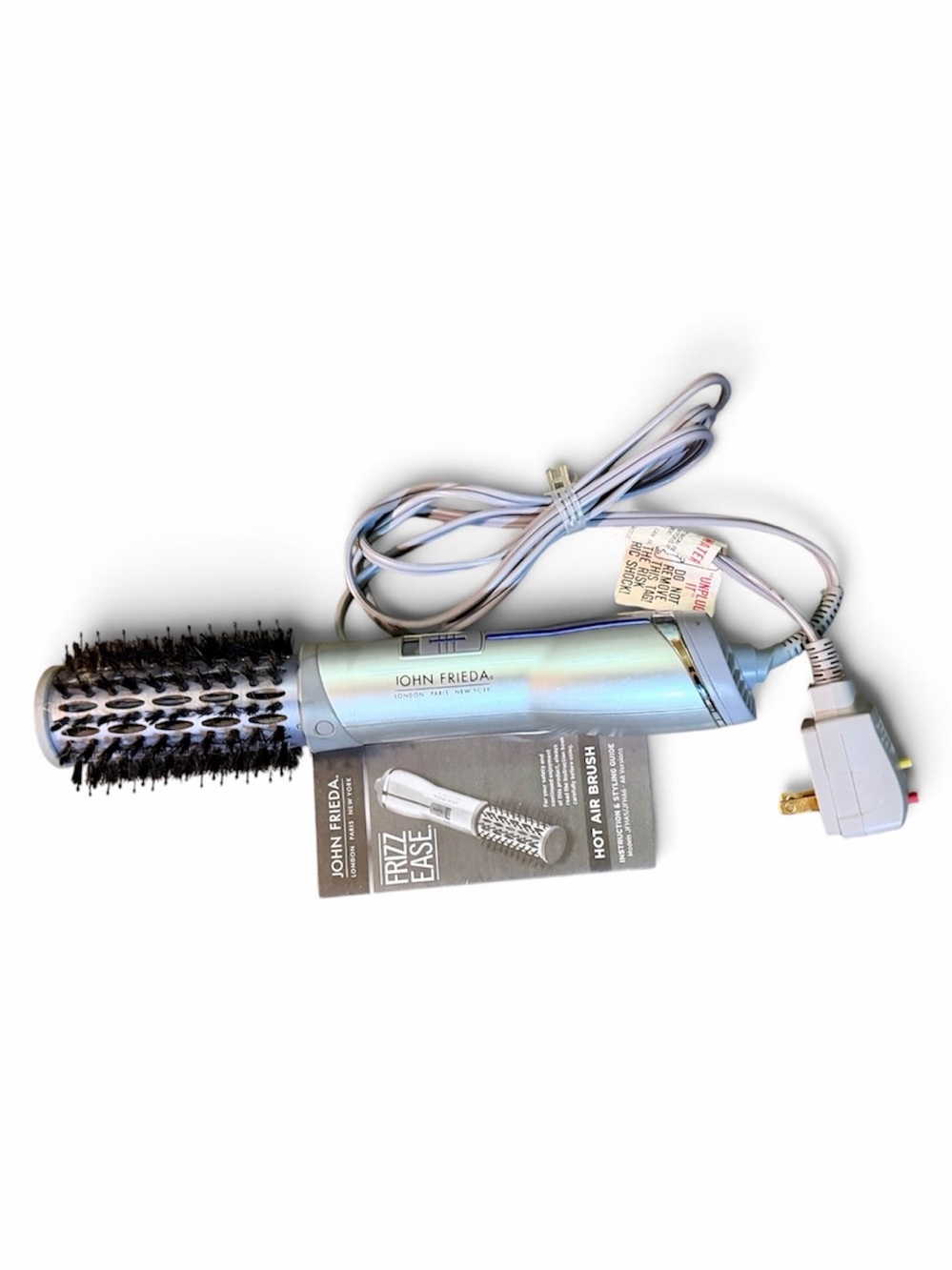 John Frieda Salon Shape 1.5 Inch Hot Air Brush (Model JFHA5)
